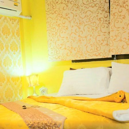 Menulis Coolly House Patong Bed & Breakfast エクステリア 写真