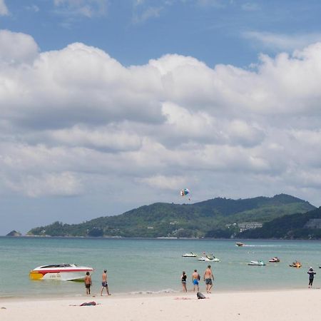Menulis Coolly House Patong Bed & Breakfast エクステリア 写真