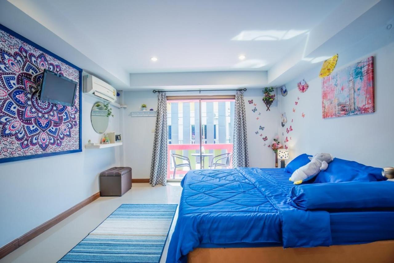 Menulis Coolly House Patong Bed & Breakfast エクステリア 写真