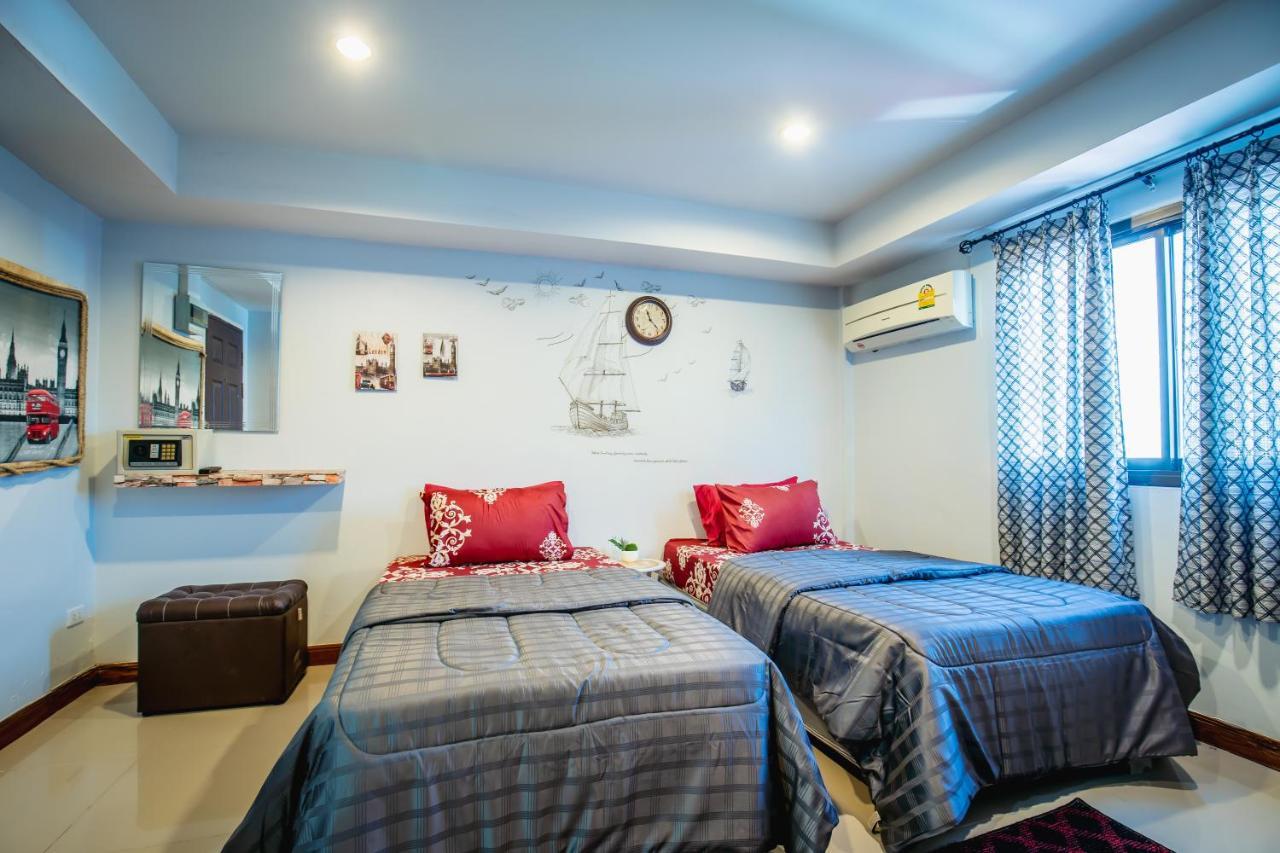 Menulis Coolly House Patong Bed & Breakfast エクステリア 写真