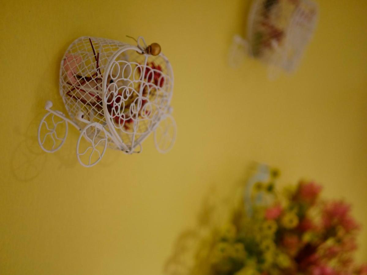 Menulis Coolly House Patong Bed & Breakfast エクステリア 写真